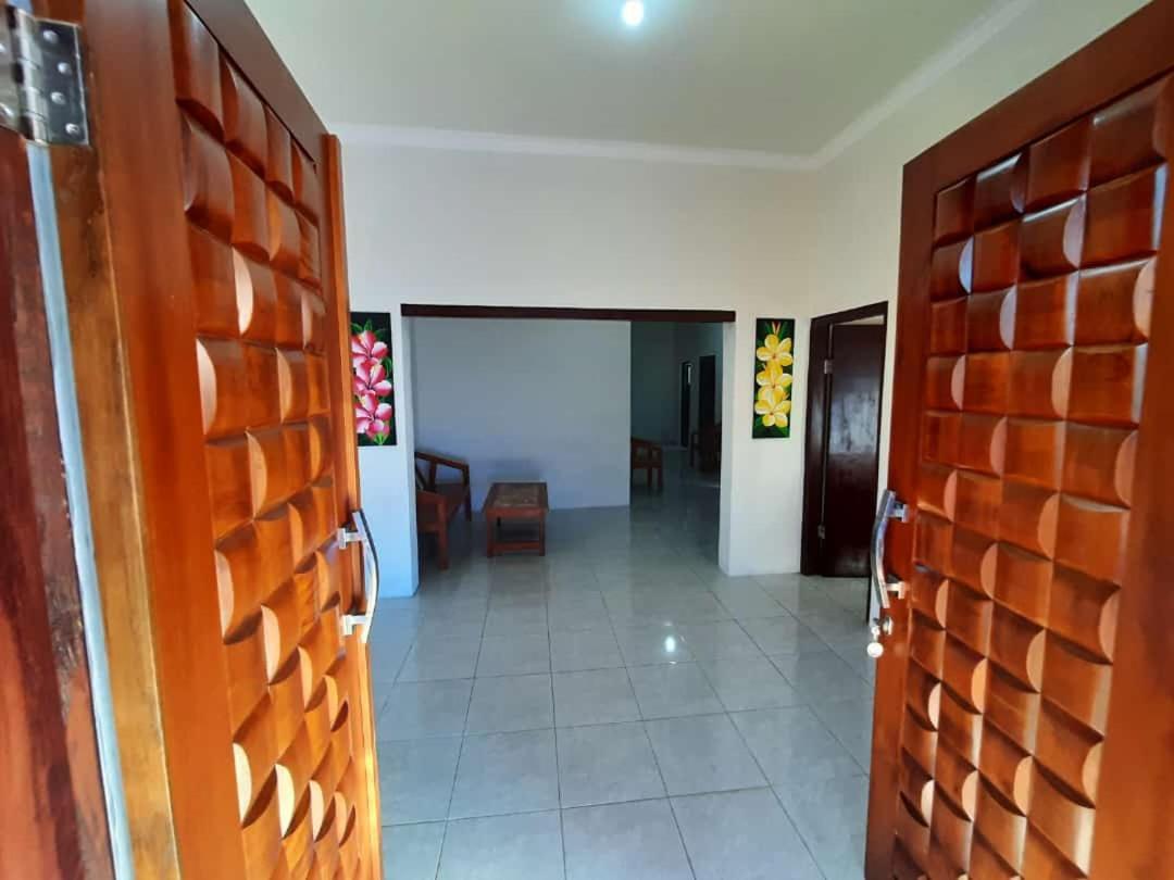 999 Khs Homestay Gilimanuk Exteriér fotografie