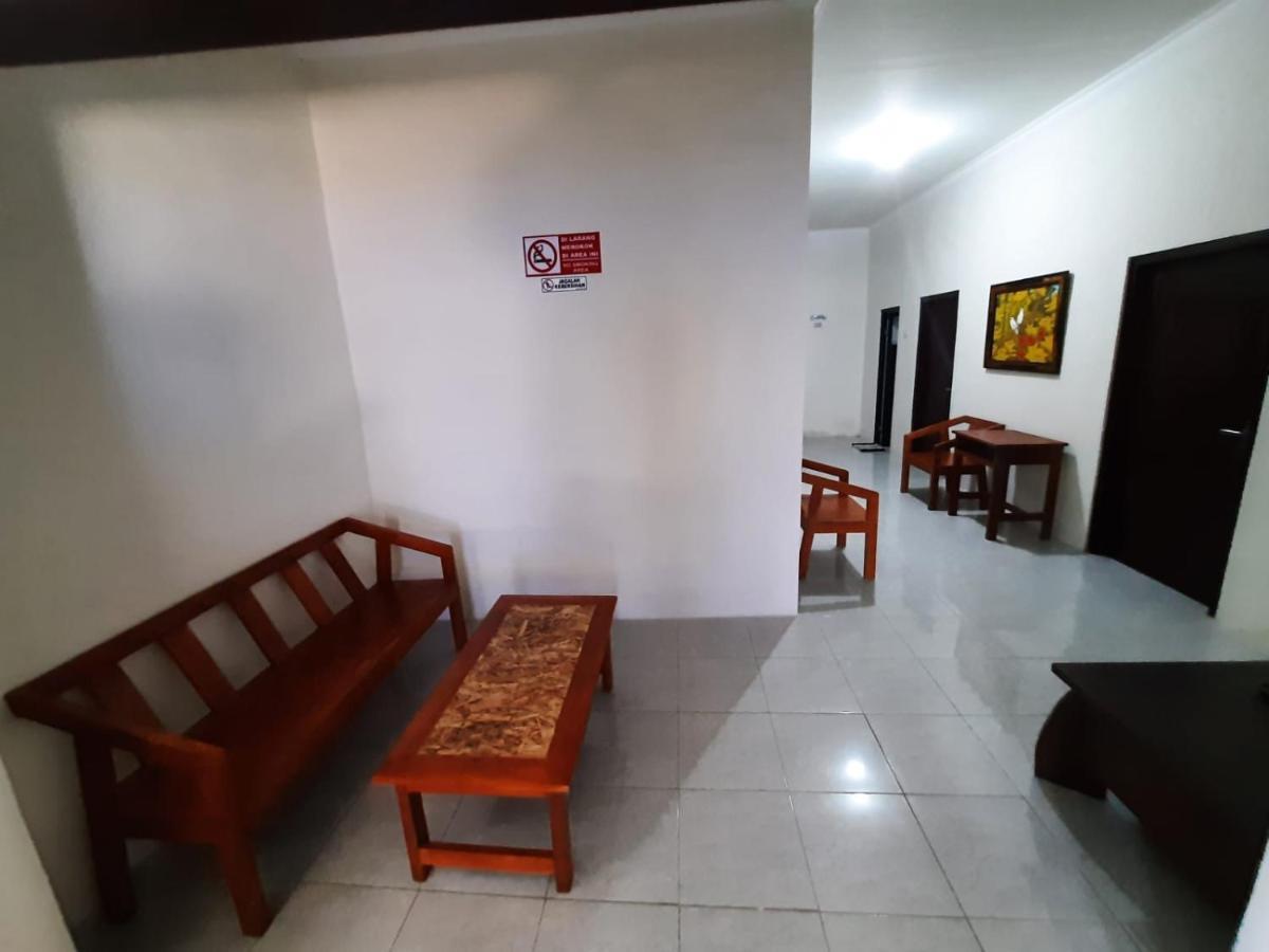 999 Khs Homestay Gilimanuk Exteriér fotografie