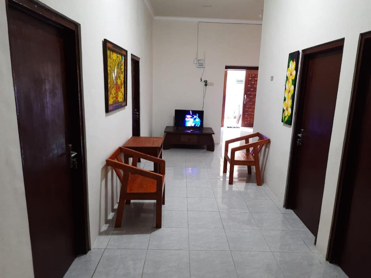999 Khs Homestay Gilimanuk Exteriér fotografie